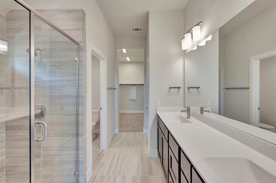 Furnished interior view inside a new home in Creekshaw – Gardens, Royse City (Image 10). Furnished interior view inside a new home in Creekshaw – Gardens, Royse City (Image 10).