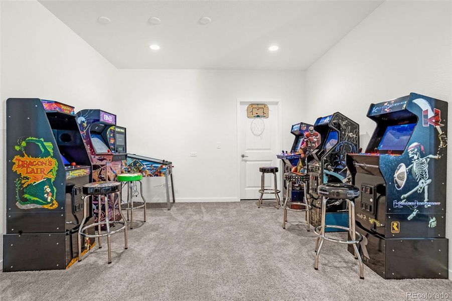 Image 33 of a home in .