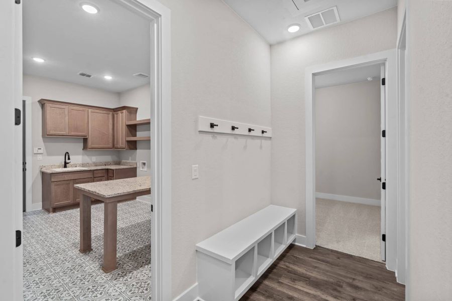 Furnished interior view inside a new home in Sienna Lakes, San Antonio (Image 16).