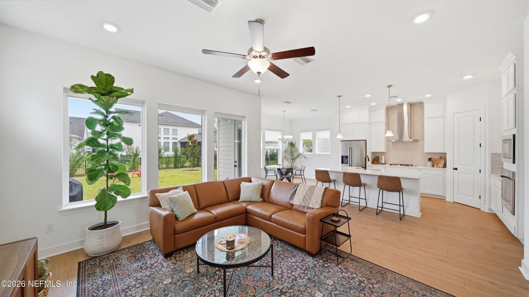 Furnished interior view inside a new home in Seven Pines 40' Front Entry, Jacksonville (Image 9).