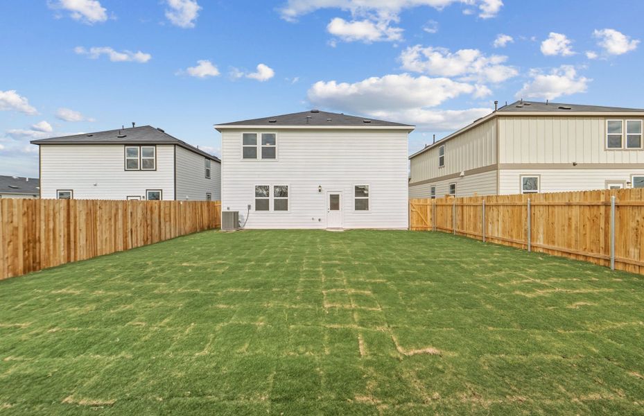Exterior details and patio area of a home in Larson Crossing, Elgin (Image 3).