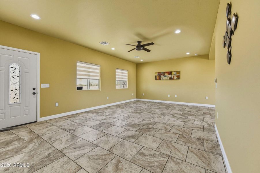 54-web-or-mls-210 N Pettoshas Dr-53