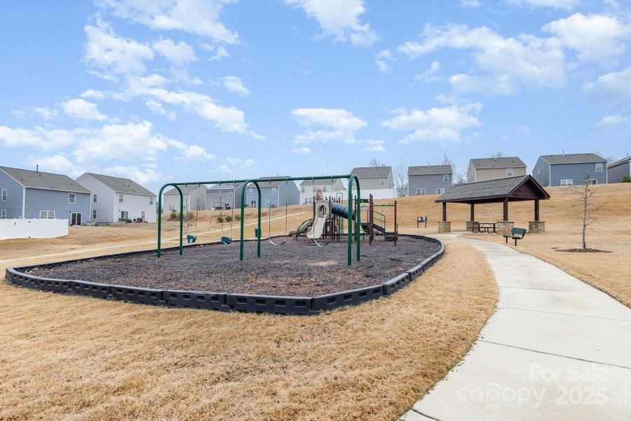 Community amenities in Abrial Ridge, York (Image 32). Community amenities in Abrial Ridge, York (Image 32).