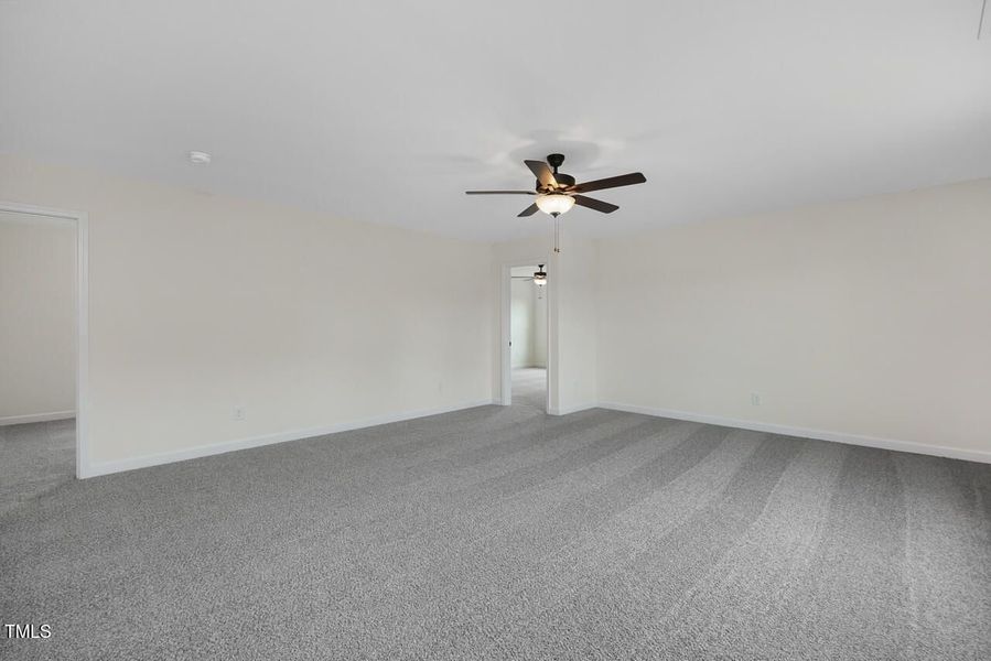 Spacious, unfurnished interior of a new home in Wellers Knoll, Lillington (Image 18).