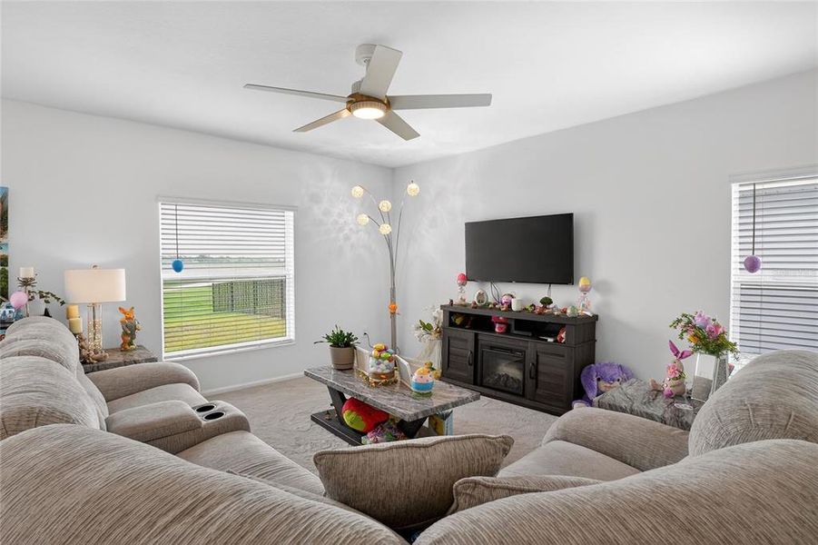 Furnished interior view inside a new home in , Lake Wales (Image 7).