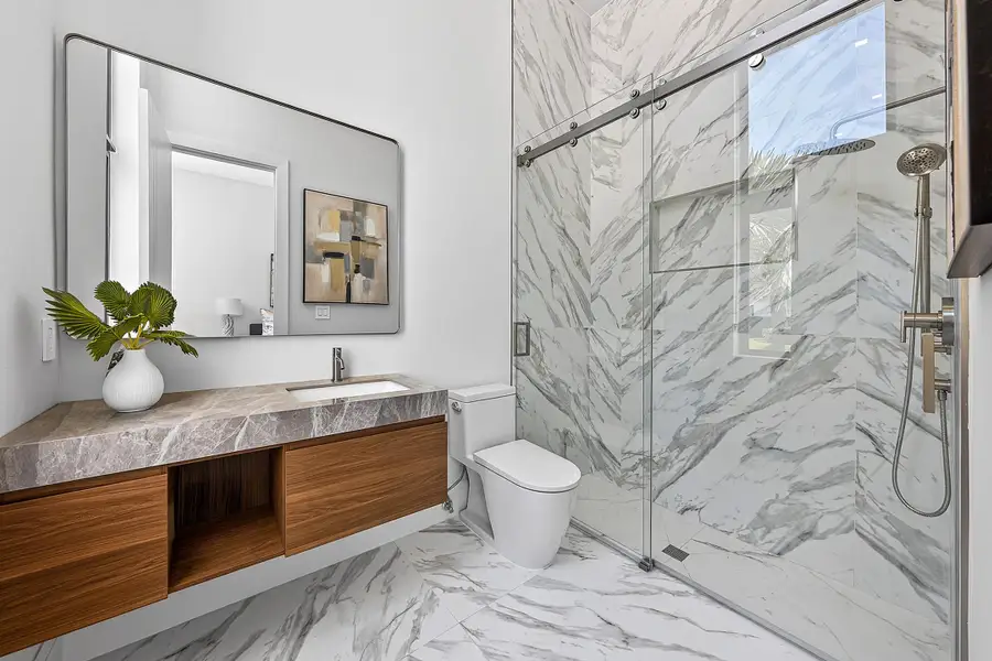 048-17699LakeEstatesDrive-BocaRaton-FL-3