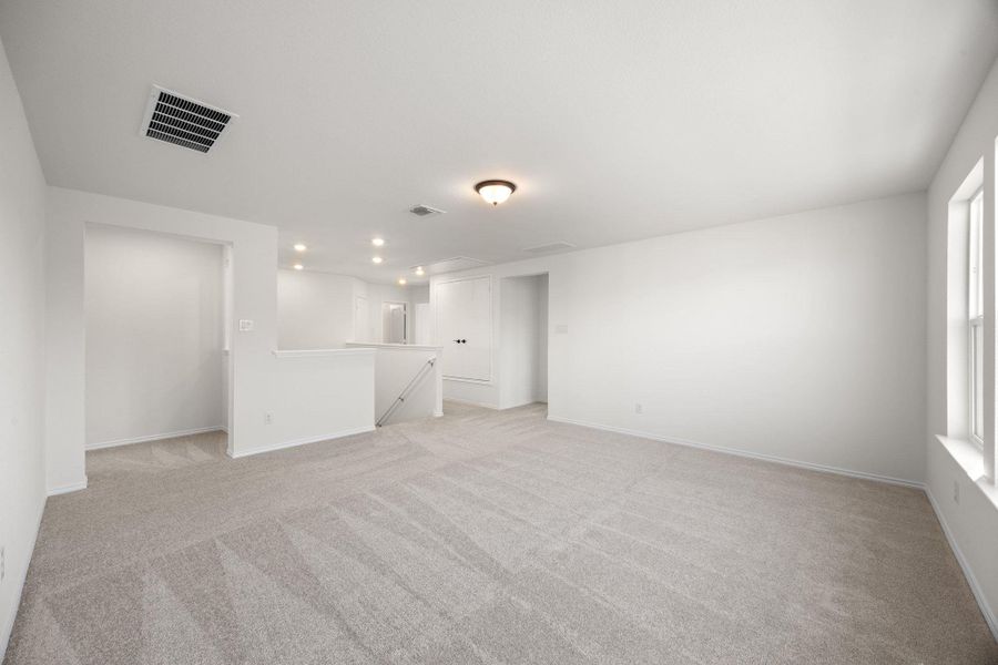 Spacious, unfurnished interior of a new home in Salerno - Classic Collection, Round Rock (Image 35).