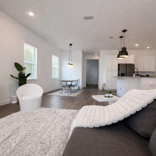 Furnished interior view inside a new home in , Winter Garden (Image 31).
