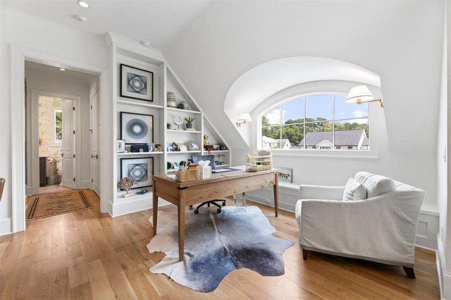Furnished interior view inside a new home in , Roswell (Image 48).