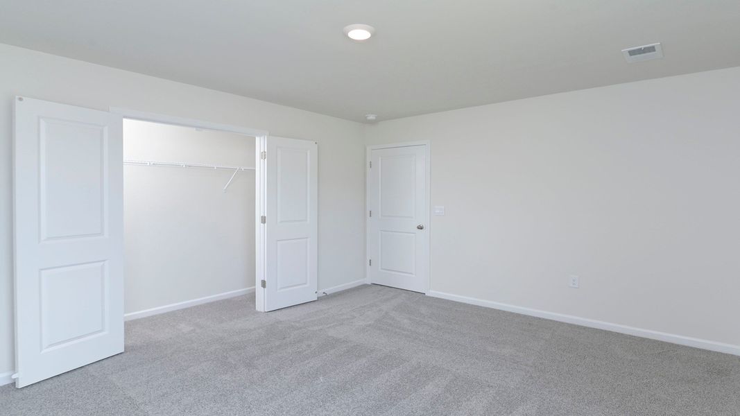 Spacious, unfurnished interior of a new home in Hunter's Branch, Hopkins (Image 30).