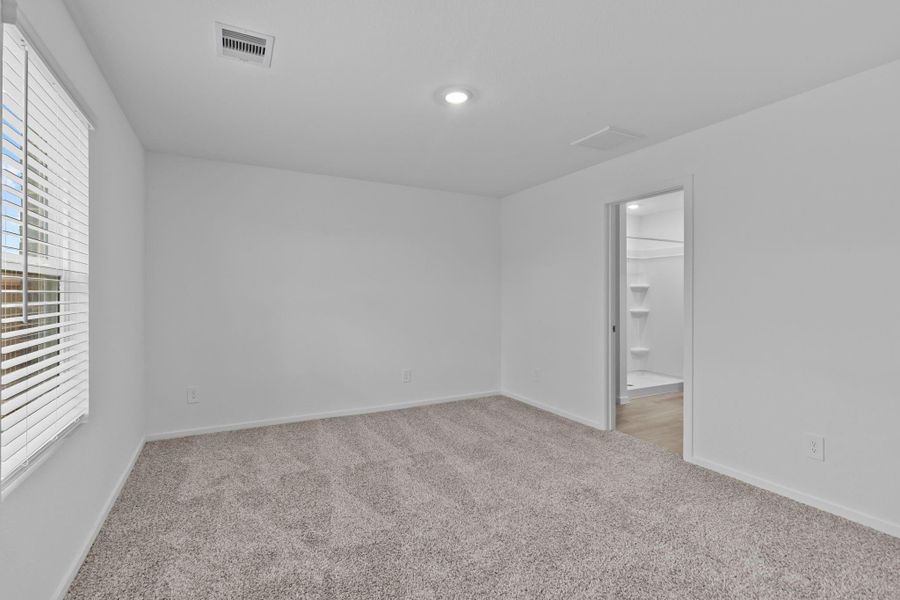 Spacious, unfurnished interior of a new home in Cypress Green, Hockley (Image 28).
