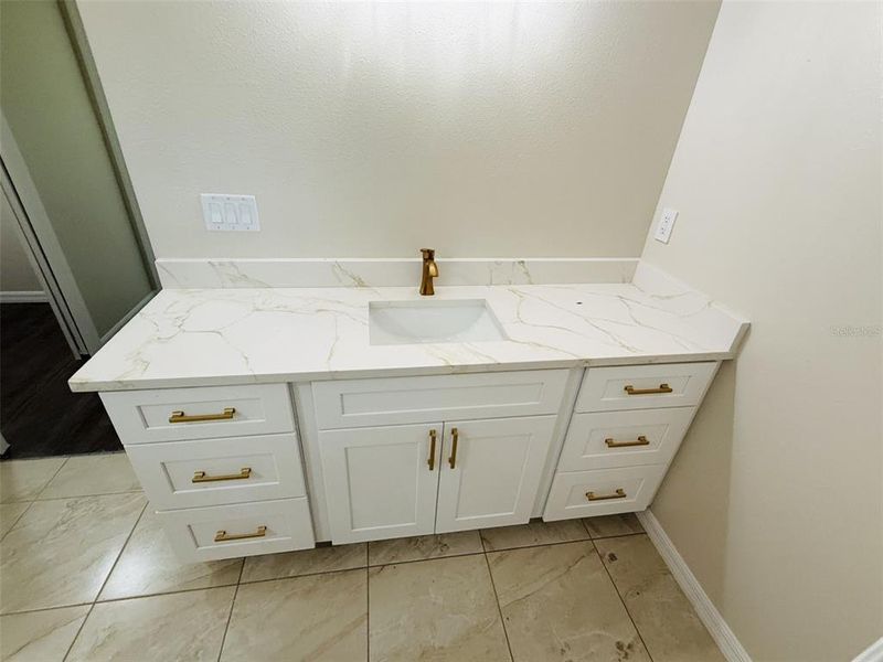 Image 23 of a home in .