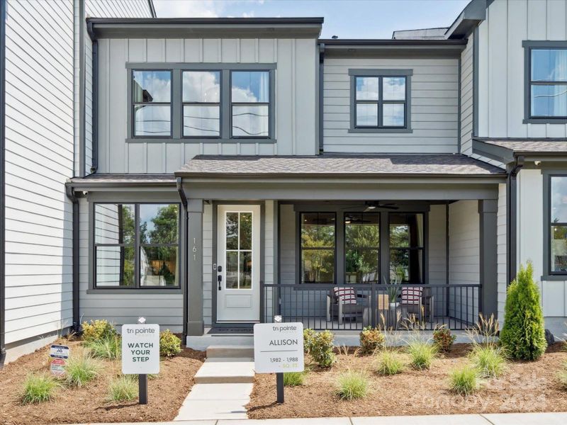 The Allison at Seven Oaks Model Home *actual finishes, structural options, color scheme, and orientation varies on this home. Furniture not included