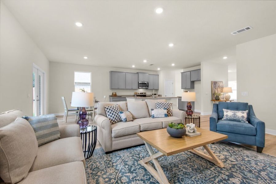 Representative furnished interior of a home built from the Crystal by Holiday Builders in Yellow River Ranch, Milton (Image 4).