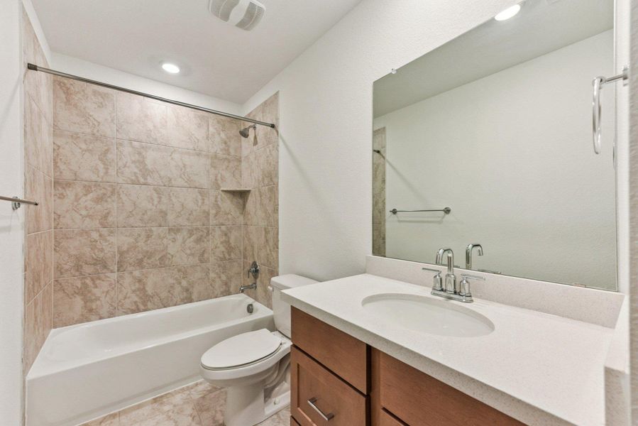 Furnished interior view inside a new home in Stonewall Ranch, Liberty Hill (Image 10).