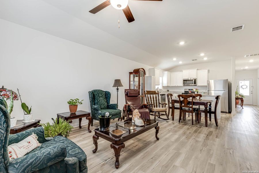 Furnished interior view inside a new home in Luckey Ranch, San Antonio (Image 14). Furnished interior view inside a new home in Luckey Ranch, San Antonio (Image 14).