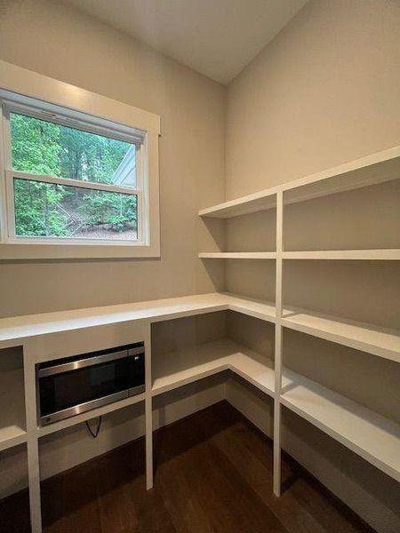 Image 34 of a home in .