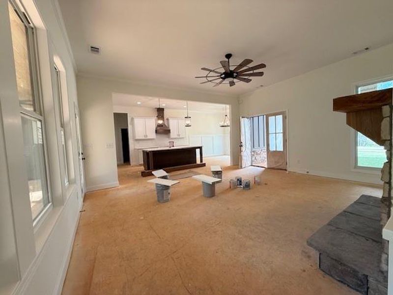 Image 33 of a home in .