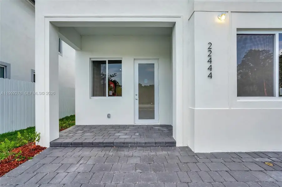 Exterior details and patio area of a home in , Miami (Image 30).