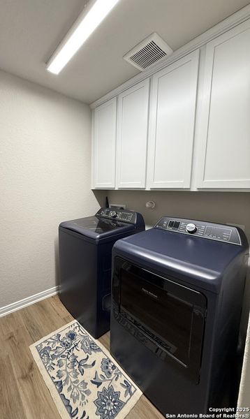 Furnished interior view inside a new home in Summer Hills, San Antonio (Image 7).