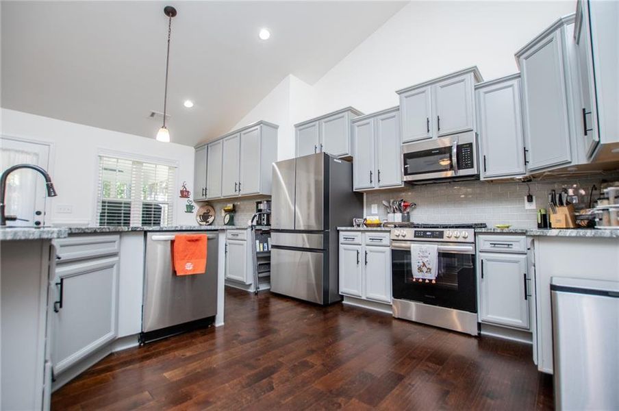 Furnished interior view inside a new home in , Villa Rica (Image 37). Furnished interior view inside a new home in , Villa Rica (Image 37).