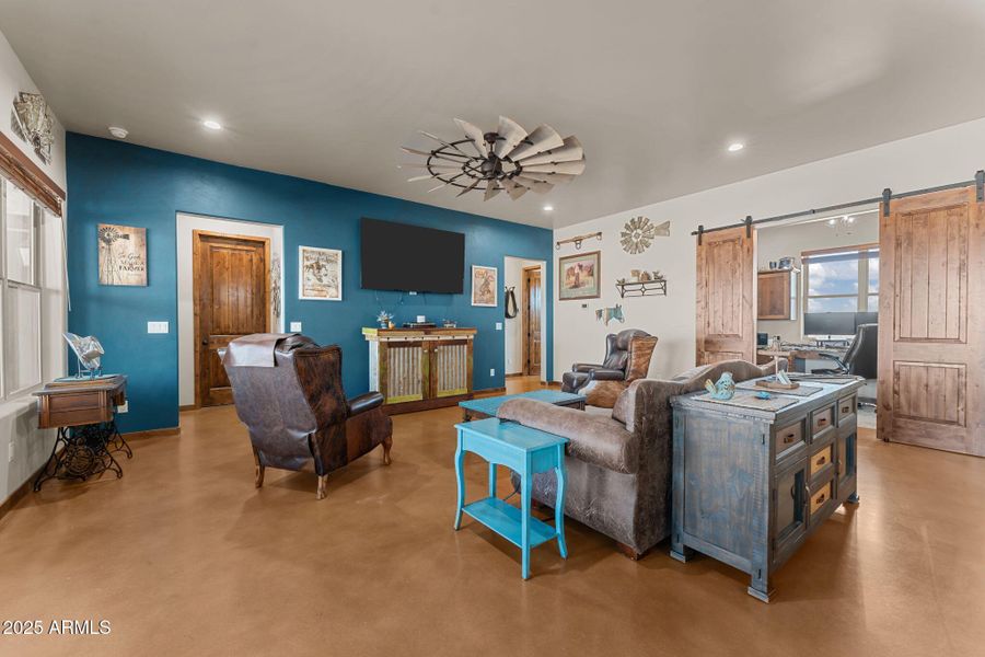 22-web-or-mls-DSC09306 22-web-or-mls-DSC09306