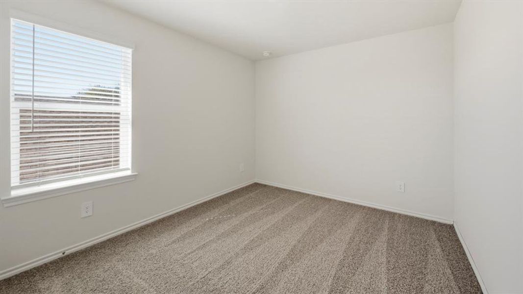 Spacious, unfurnished interior of a new home in Sweetwater Springs, Sherman (Image 19).