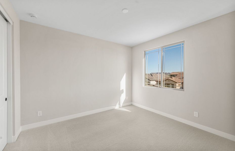 Spacious, unfurnished interior of a new home in Legado West, Queen Creek (Image 29).