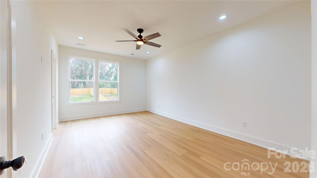 Spacious, unfurnished interior of a new home in , Charlotte (Image 11).