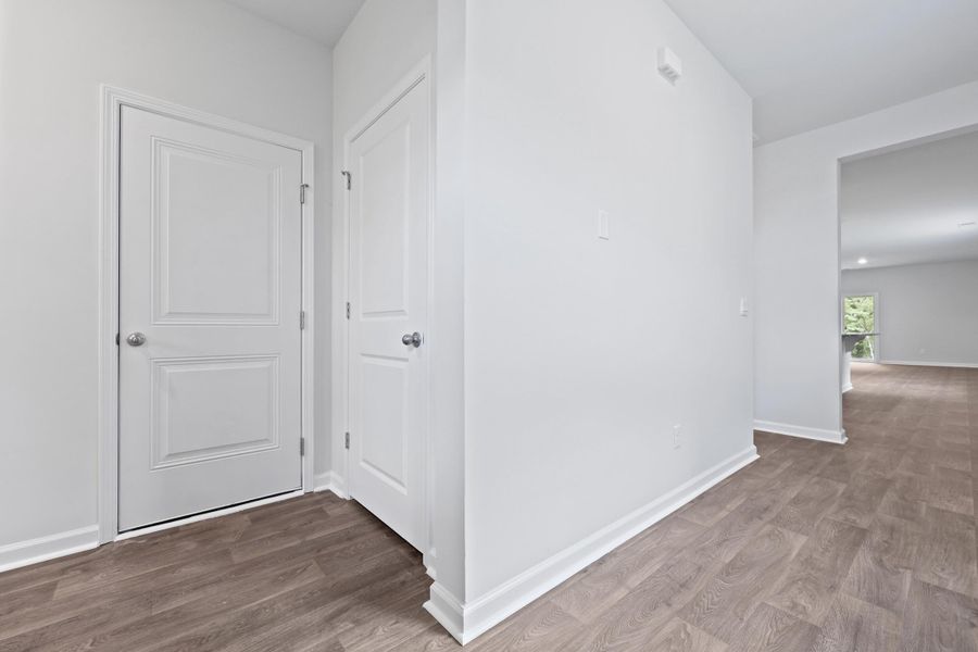 Spacious, unfurnished interior of a new home in Pine Hills at Cane Bay, Summerville (Image 12).