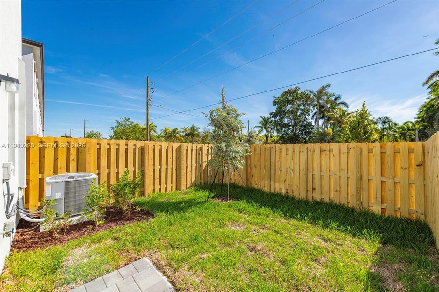 Exterior details and patio area of a home in , Homestead (Image 27).