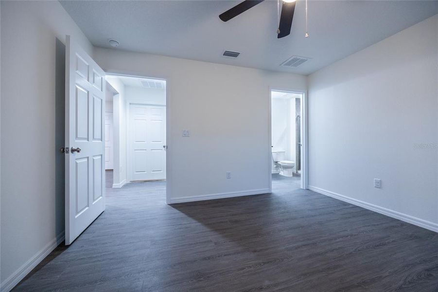 Master Bedroom Master Bedroom