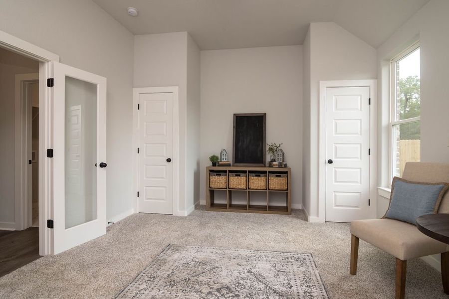 Representative furnished interior of a home built from the The Laurel by Avonley Homes in Greens Prairie Reserve, College Station (Image 27).