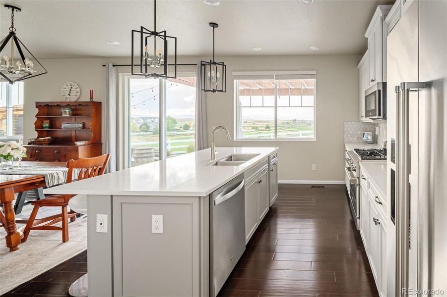 Furnished interior view inside a new home in Murphy Creek, Aurora (Image 7).