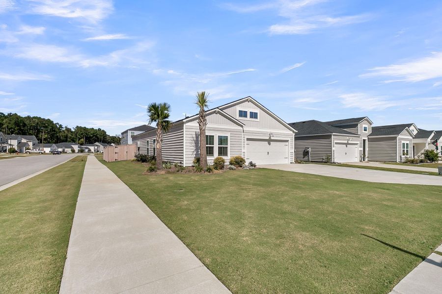 Image 37 of a home in .