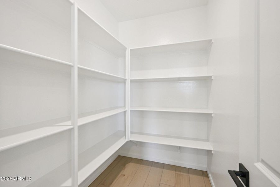 22-web-or-mls-W Brown St-S2703-022