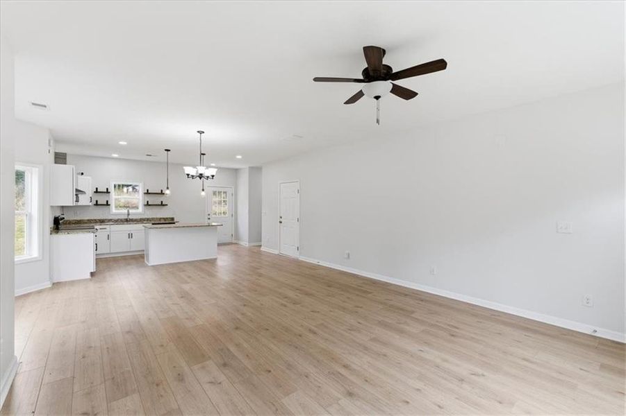 Spacious, unfurnished interior of a new home in , Rome (Image 48).