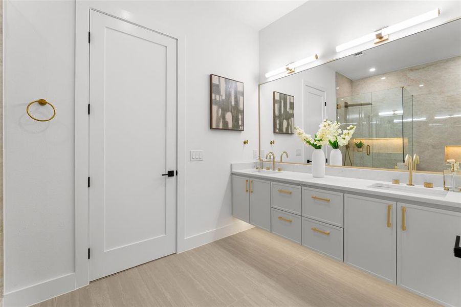 Furnished interior view inside a new home in , Dallas (Image 6). Furnished interior view inside a new home in , Dallas (Image 6).