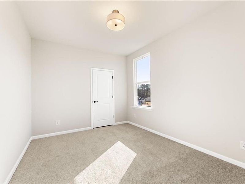 Spacious, unfurnished interior of a new home in Kelly Preserve, Loganville (Image 16).