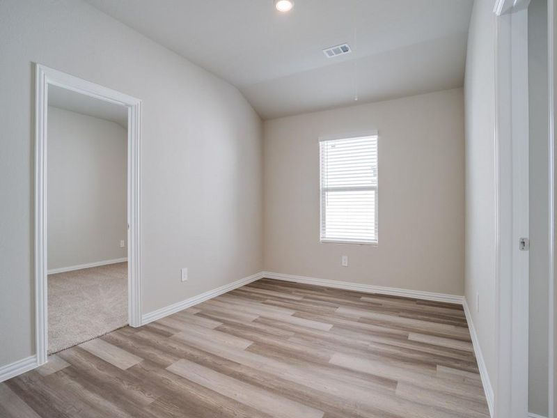Spacious, unfurnished interior of a new home in Southridge - Signature Series, McKinney (Image 24). Spacious, unfurnished interior of a new home in Southridge - Signature Series, McKinney (Image 24).
