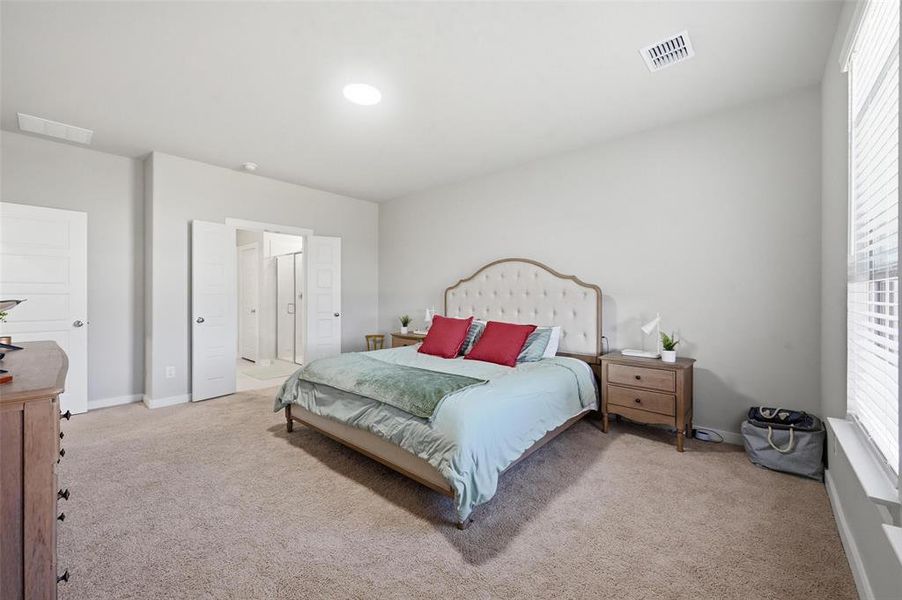 Furnished interior view inside a new home in Ventana, Fort Worth (Image 17). Furnished interior view inside a new home in Ventana, Fort Worth (Image 17).