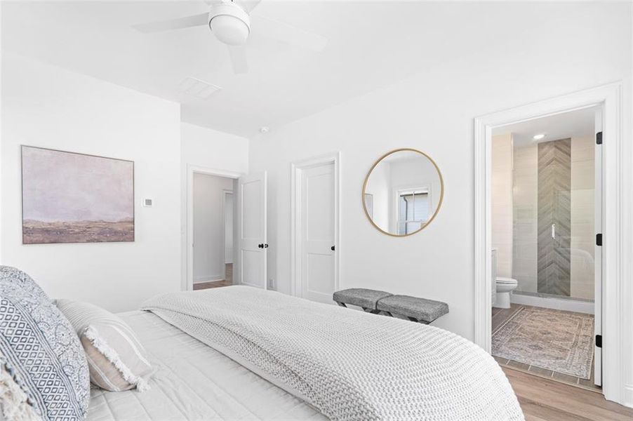 Furnished interior view inside a new home in , Atlanta (Image 5).