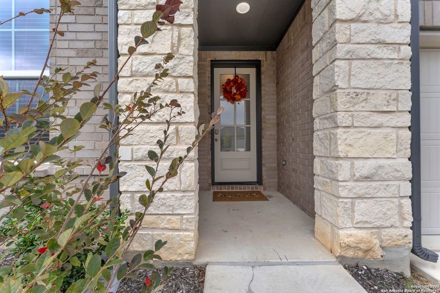 Exterior details and patio area of a home in Saddle Creek Ranch, Cibolo (Image 30). Exterior details and patio area of a home in Saddle Creek Ranch, Cibolo (Image 30).