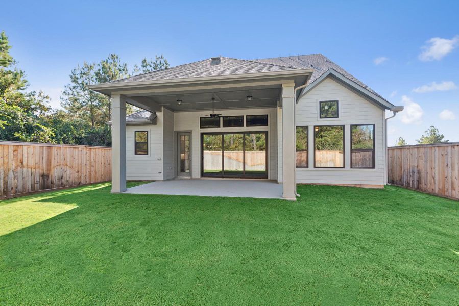 Welcome to The Zinnia by David Weekley Homes. Move-In-Ready Now!