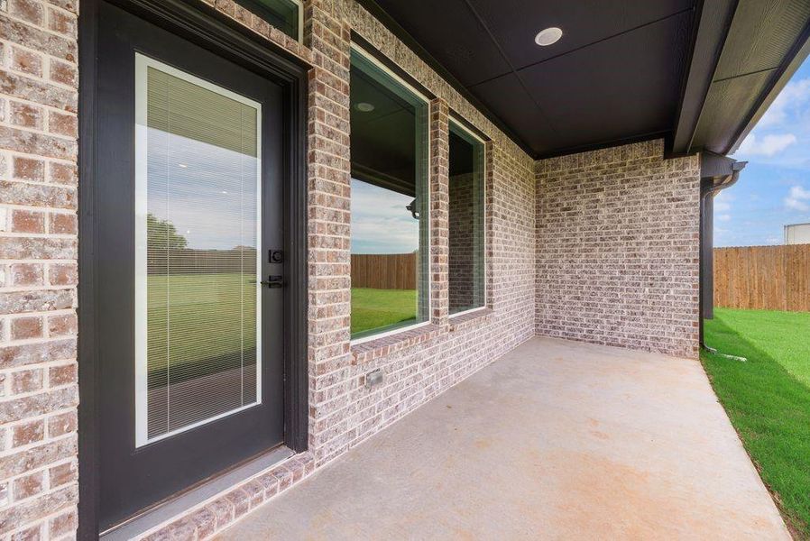 El Dorado-Concept 1937-LD-S-284 Coronado Court-Covered Patio-Risewell Homes