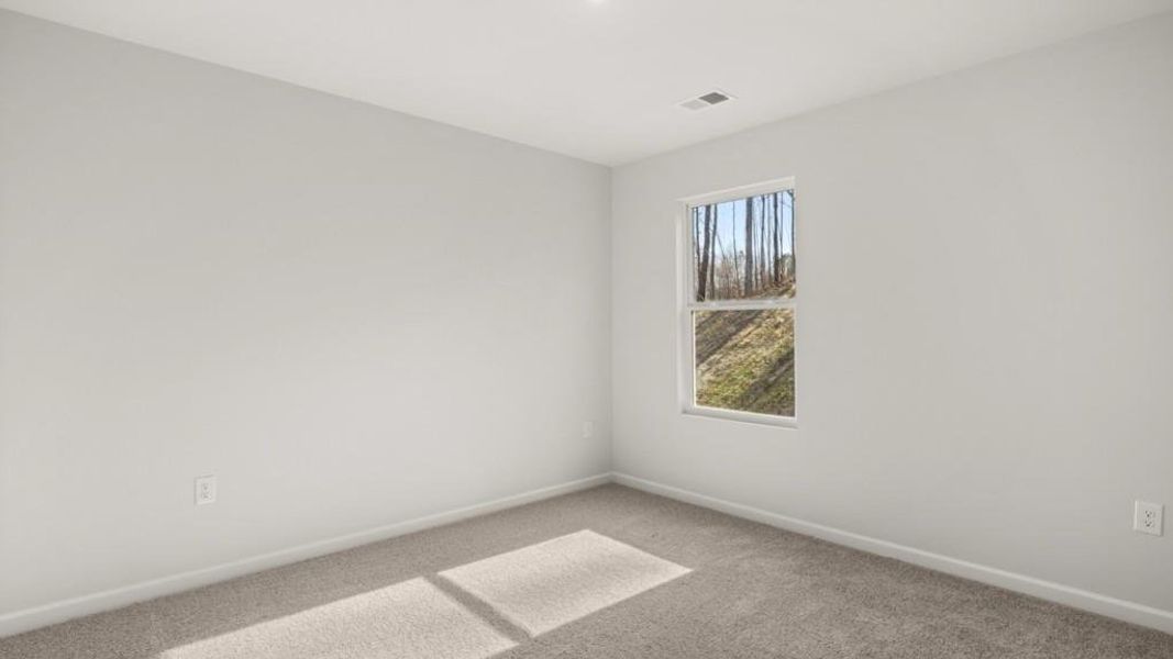 Spacious, unfurnished interior of a new home in Oconee Overlook, Gainesville (Image 22).