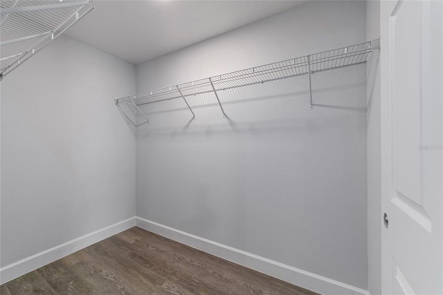 Spacious, unfurnished interior of a new home in , Dunnellon (Image 37).