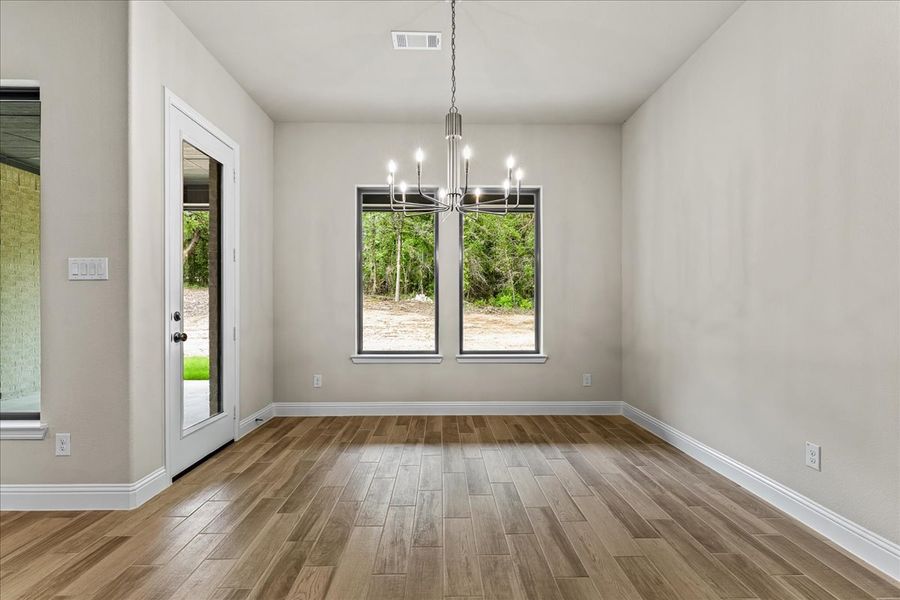 Doug Parr Homes | Hunter Plan - Breakfast Nook Doug Parr Homes | Hunter Plan - Breakfast Nook