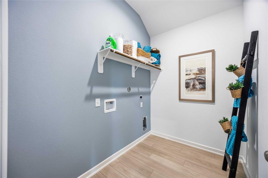 Furnished interior view inside a new home in , Beasley (Image 6).
