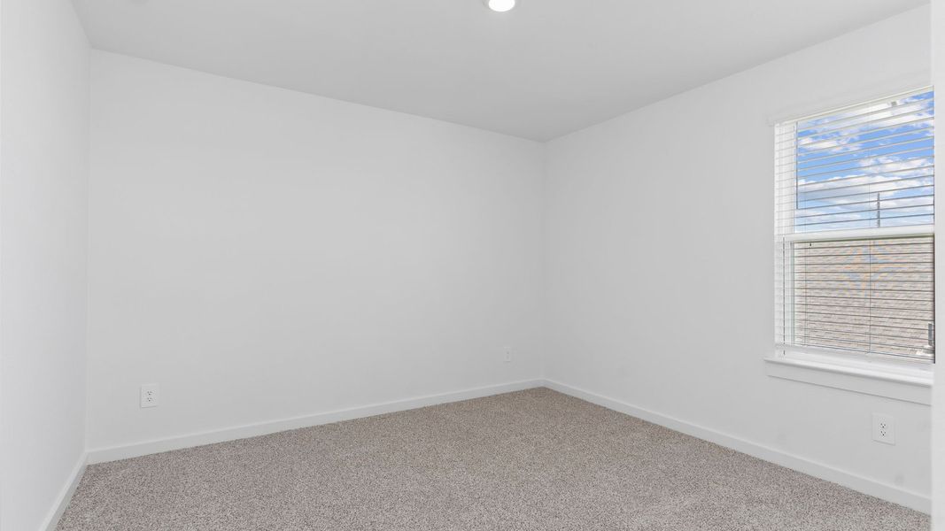 Spacious, unfurnished interior of a new home in Evergreen, Rosenberg (Image 20).